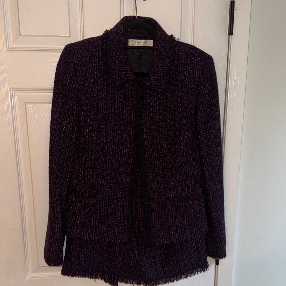 CHANEL-style set Dark Purple Tweed blazer & skirt